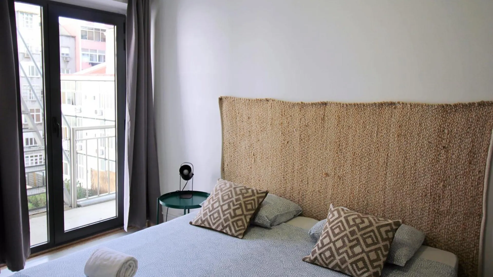 Wot Lisbon Nomad Hostel Portugal
